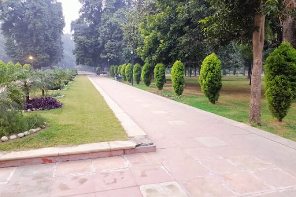 Baradari Garden Image 2